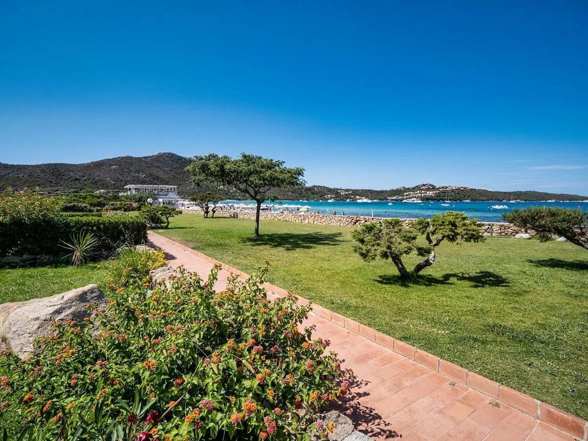 Cala Reale Apartments Marinella